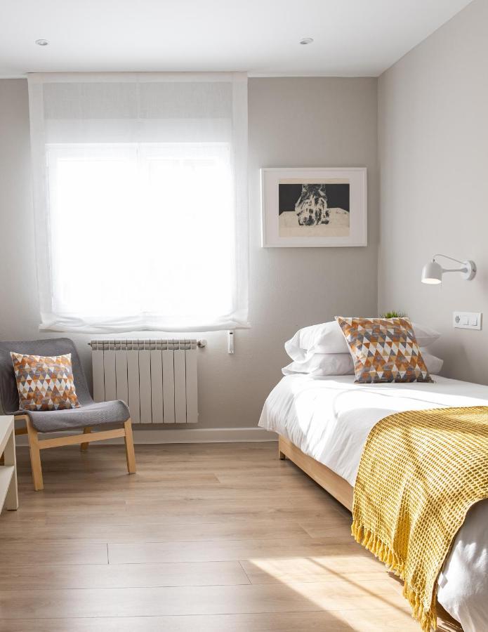 Apartamento De Diseno Centrico Con Terraza Espectacular سانتياغو دي كومبوستيلا المظهر الخارجي الصورة